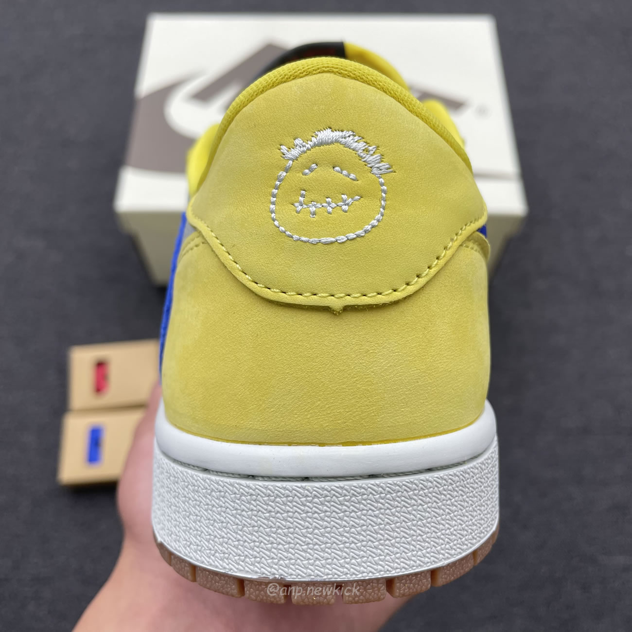 Travis Scott X Nike Air Jordan 1 Retro Low Og Sp Canary Dz4137 700 (11) - www.kitistry.com