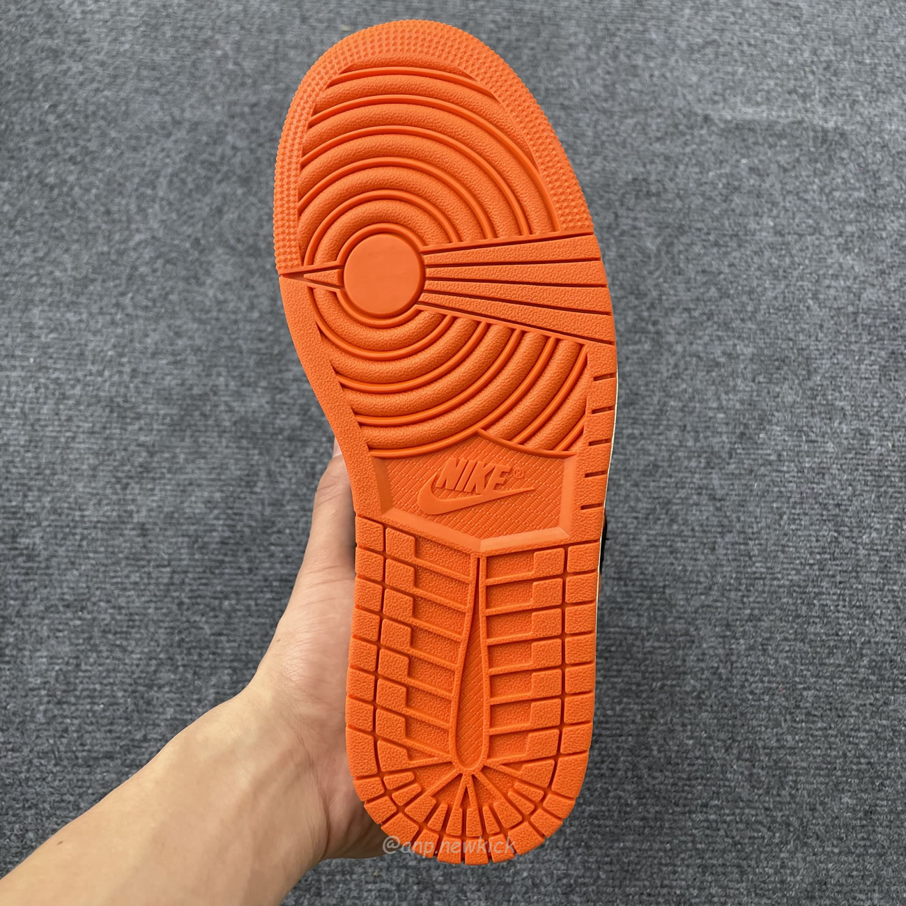 Air Jordan 1 Retro High Og Shattered Backboard 2025 Dz5485 008 (10) - www.kitistry.com