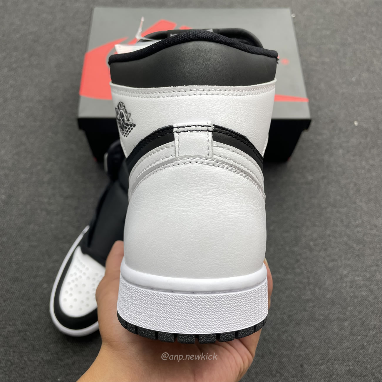 Air Jordan 1 Retro High Og Black White Dz5485 010 (10) - www.kitistry.com Air Jordan 1 Retro High Og Black White Dz5485 010 (10) - www.kitistry.com