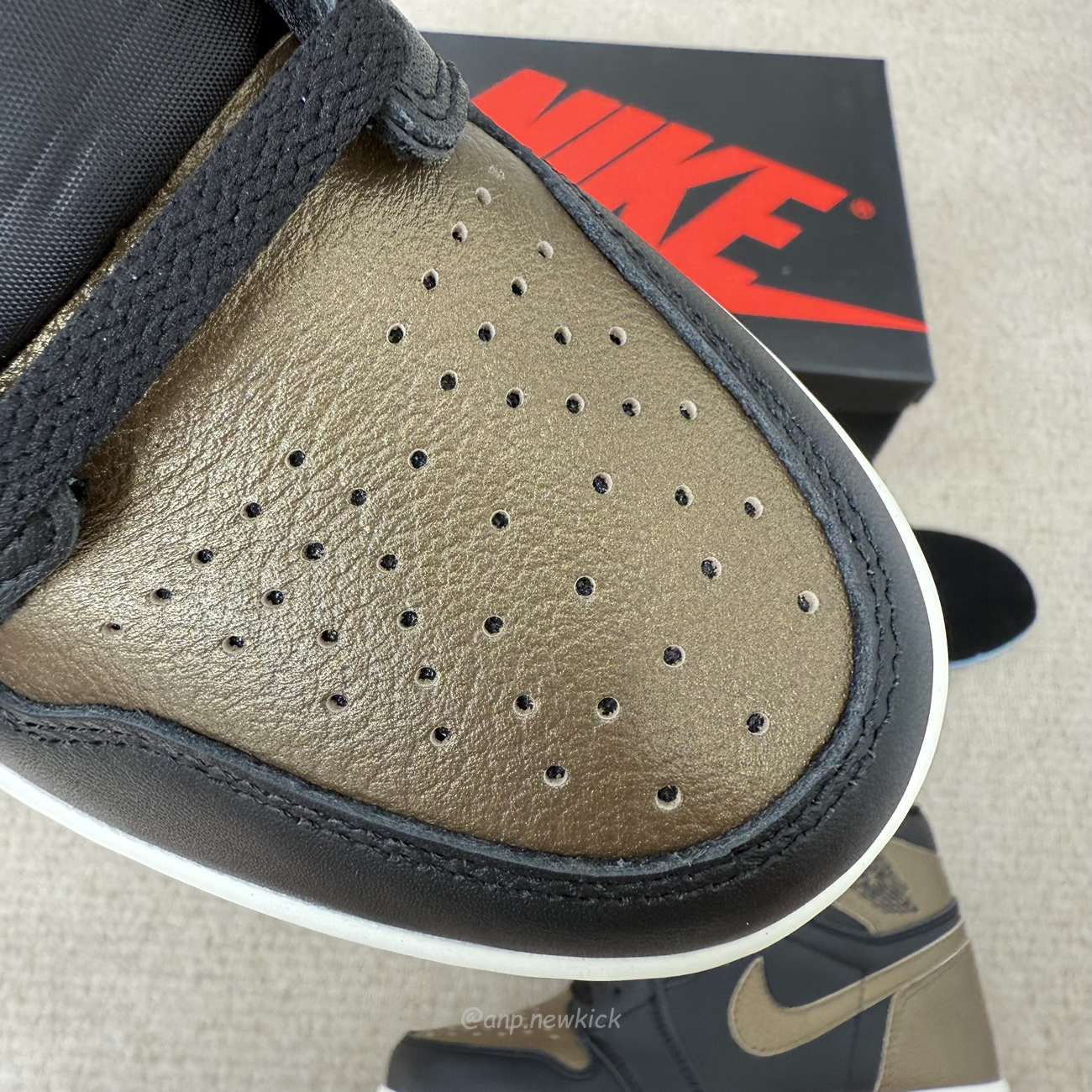 Air Jordan 1 Retro High Og Black Metallic Gold Dz5485 071 (7) - www.kitistry.com Air Jordan 1 Retro High Og Black Metallic Gold Dz5485 071 (7) - www.kitistry.com