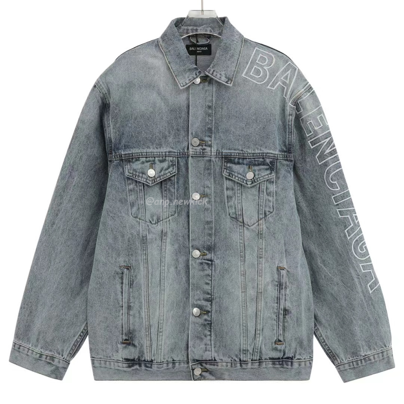 Balenciaga Retro Denim Jacket (1) - www.kitistry.com Balenciaga Retro Denim Jacket (1) - www.kitistry.com