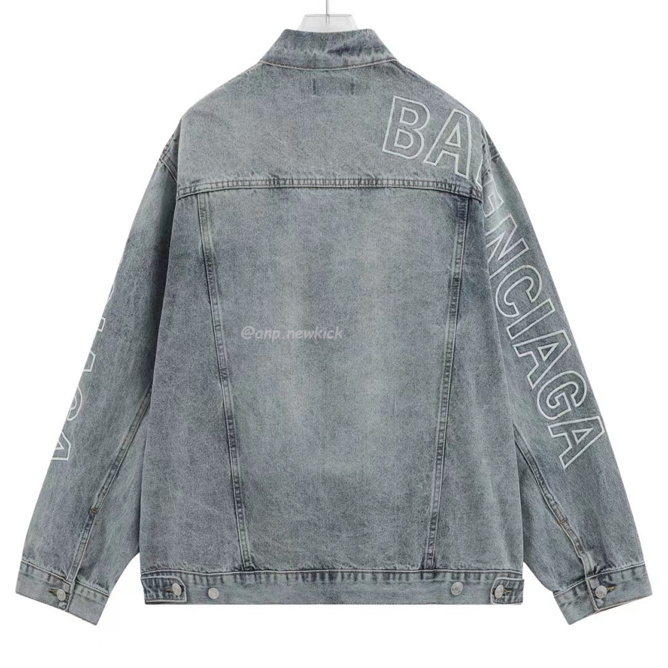 Balenciaga Retro Denim Jacket (8) - www.kitistry.com Balenciaga Retro Denim Jacket (8) - www.kitistry.com