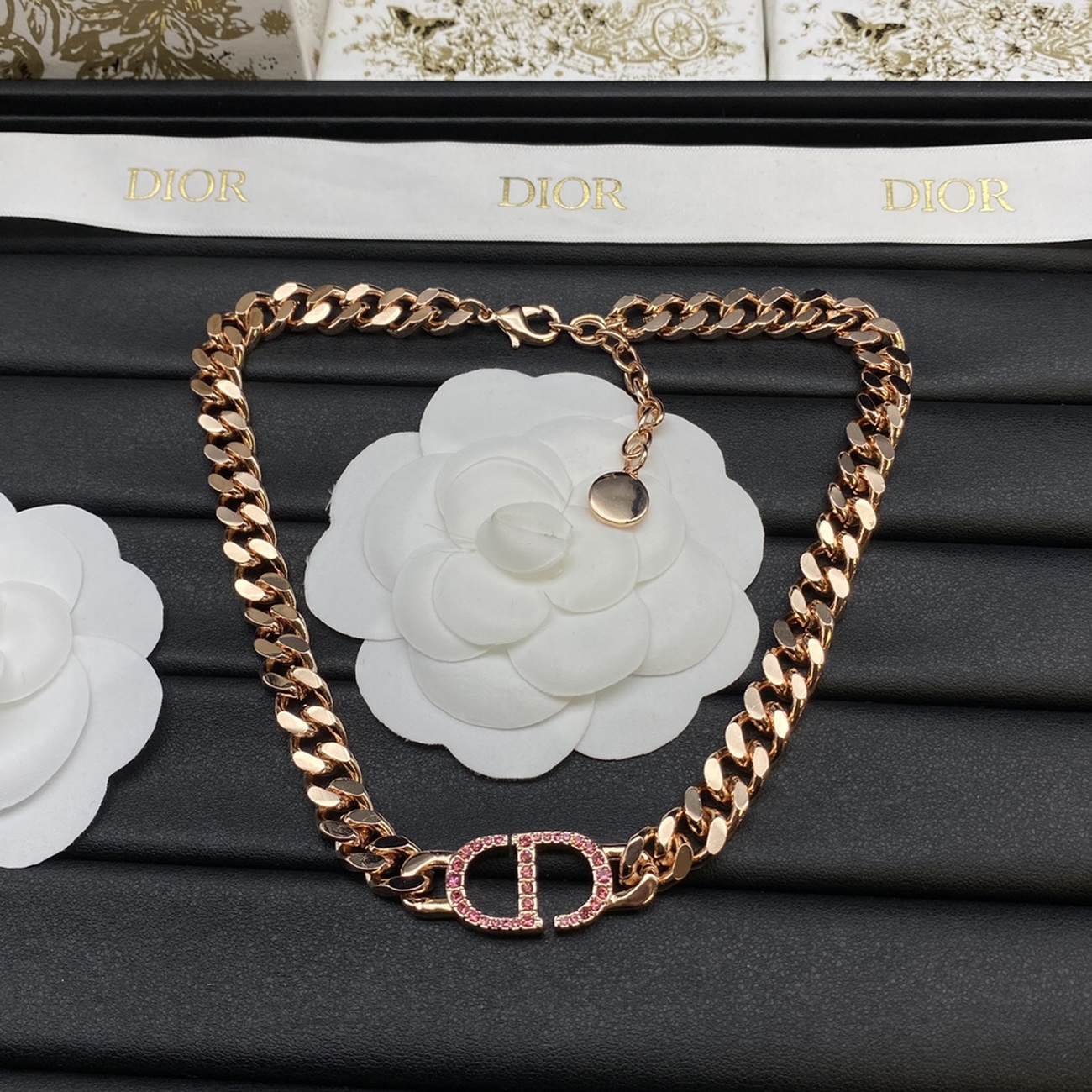 Dior Logo Text Chain Bracelet (7) - www.kitistry.com