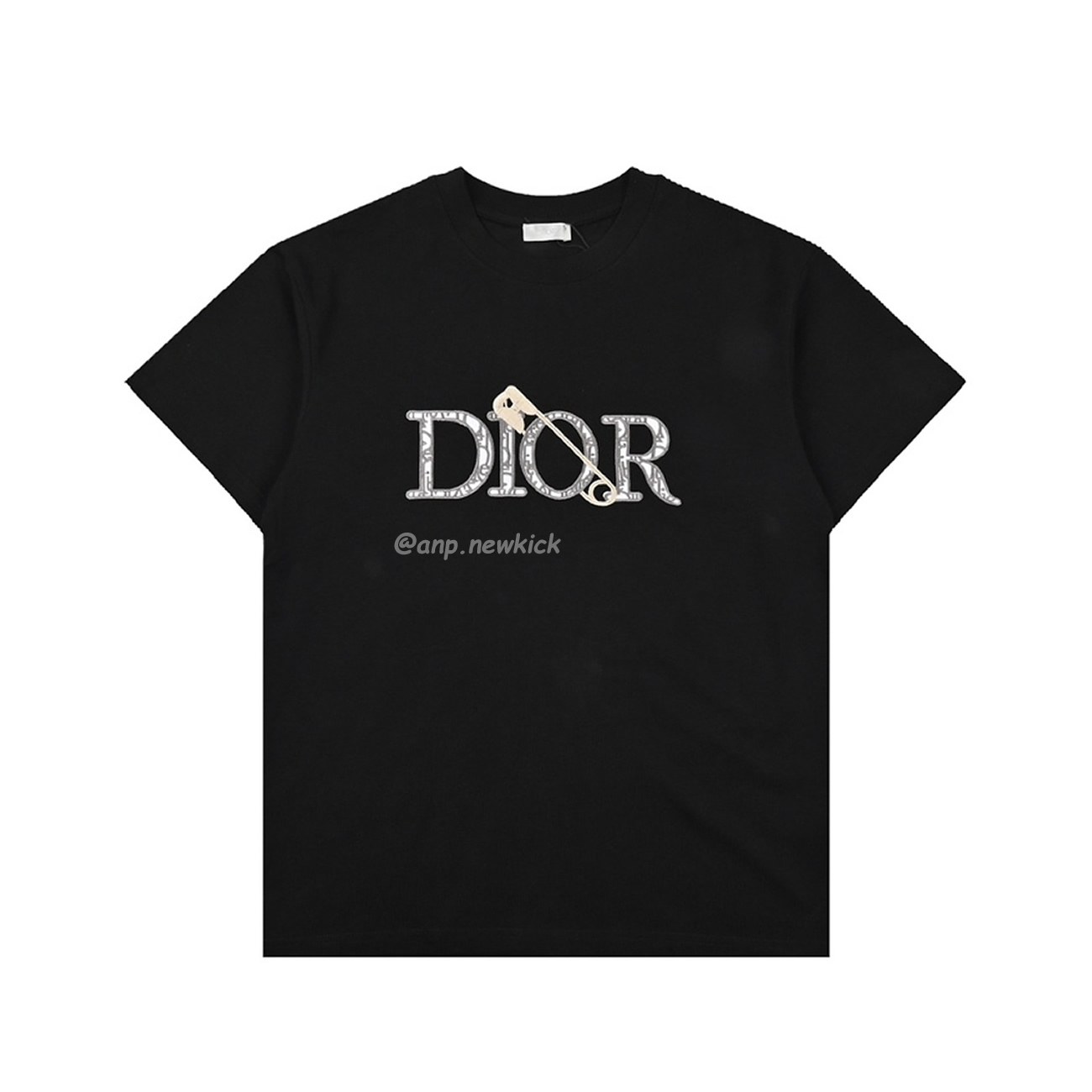 Dior Classic Letter Pin Embroidered Round Neck Short Sleeved T Shirt (1) - www.kitistry.com Dior Classic Letter Pin Embroidered Round Neck Short Sleeved T Shirt (1) - www.kitistry.com