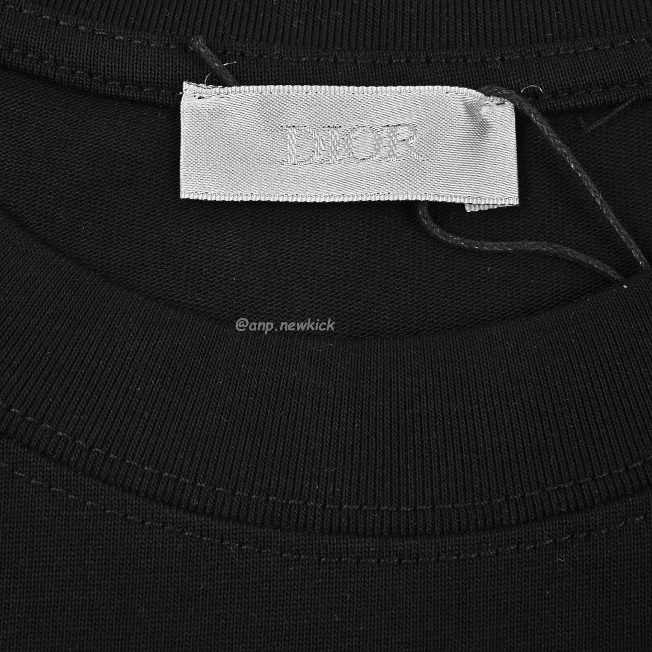 Dior Classic Letter Pin Embroidered Round Neck Short Sleeved T Shirt (4) - www.kitistry.com Dior Classic Letter Pin Embroidered Round Neck Short Sleeved T Shirt (4) - www.kitistry.com