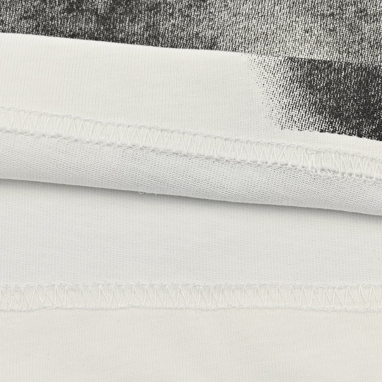 Dior Iron Tower Inkjet Short Sleeved T Shirt (11) - www.kitistry.com Dior Iron Tower Inkjet Short Sleeved T Shirt (11) - www.kitistry.com