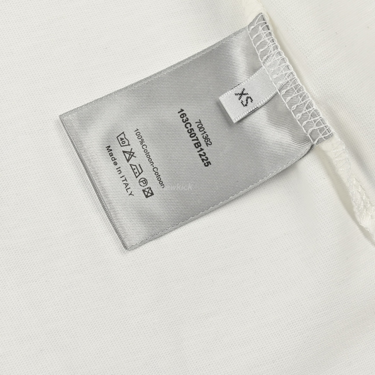 Dior Iron Tower Inkjet Short Sleeved T Shirt (5) - www.kitistry.com Dior Iron Tower Inkjet Short Sleeved T Shirt (5) - www.kitistry.com