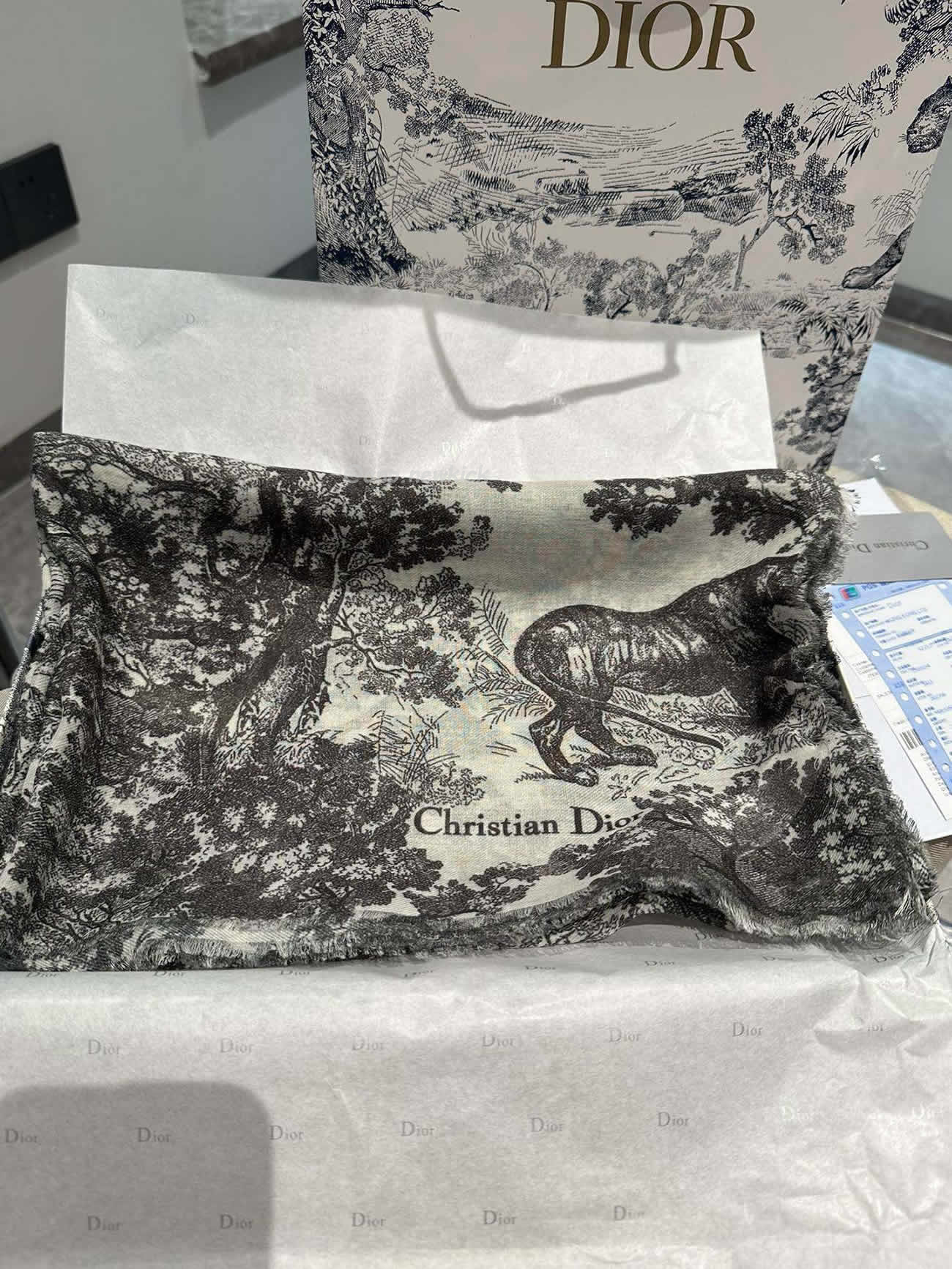 Dior Printed Shawl Cashmere Fabrics Sauvage Ruyi Print 140x180cm (12) - www.kitistry.com Dior Printed Shawl Cashmere Fabrics Sauvage Ruyi Print 140x180cm (12) - www.kitistry.com