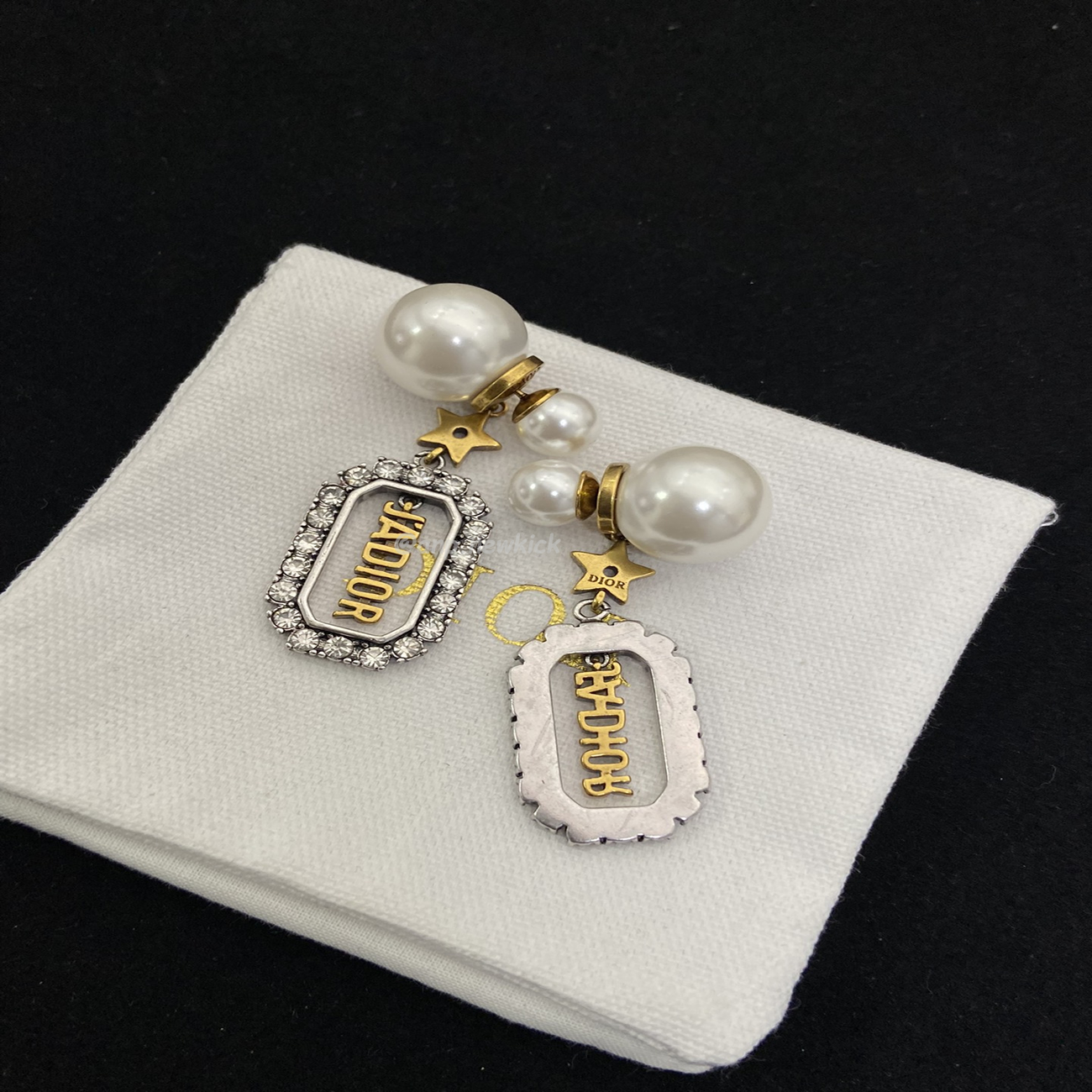 Dior Earring (16) - www.kitistry.com Dior Earring (16) - www.kitistry.com