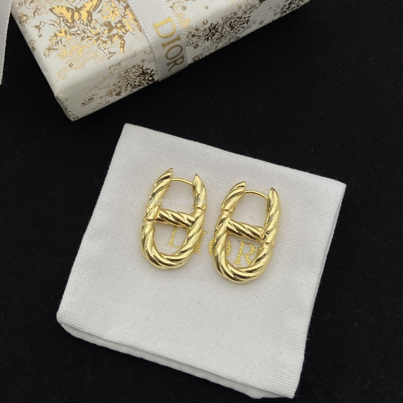 Dior Earring (2) - www.kitistry.com Dior Earring (2) - www.kitistry.com
