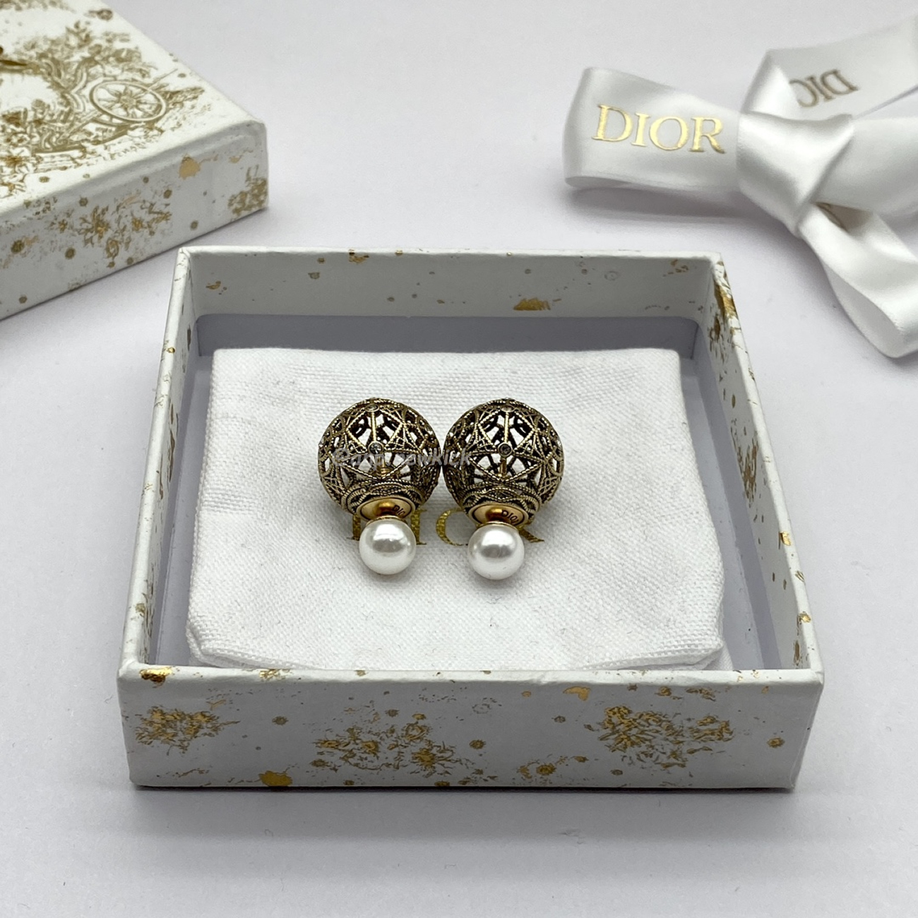 Dior Earring (22) - www.kitistry.com Dior Earring (22) - www.kitistry.com