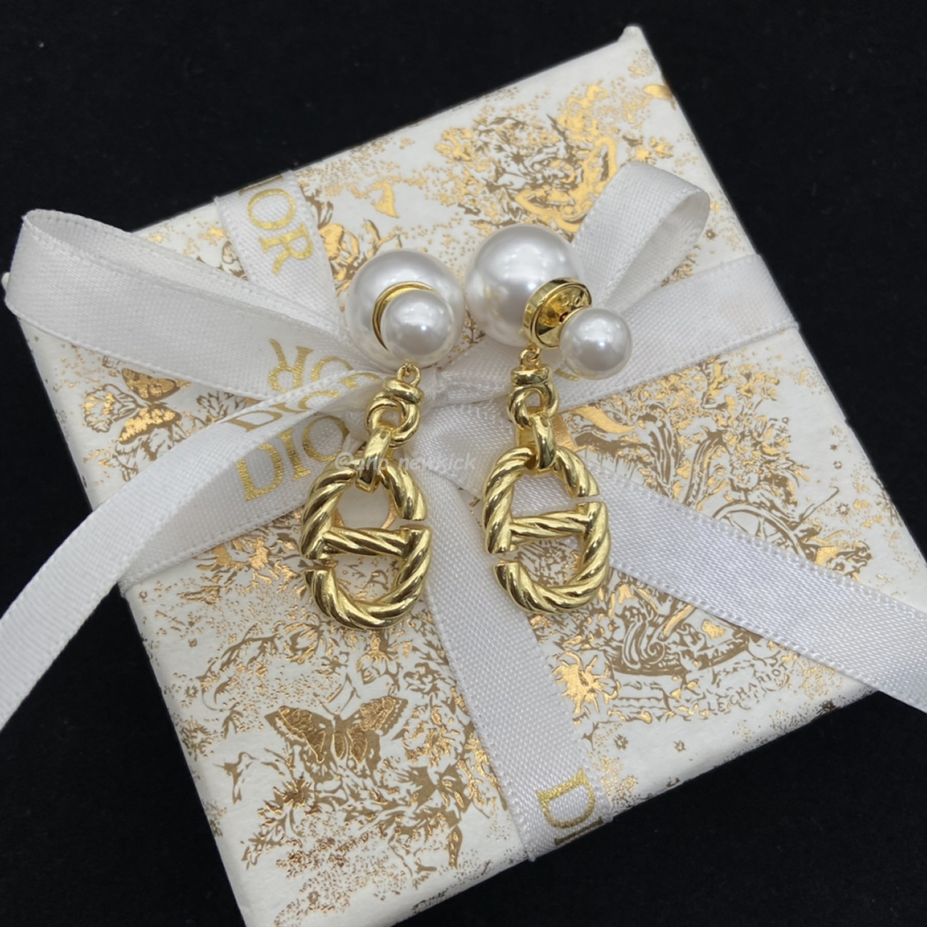 Dior Earring (3) - www.kitistry.com Dior Earring (3) - www.kitistry.com