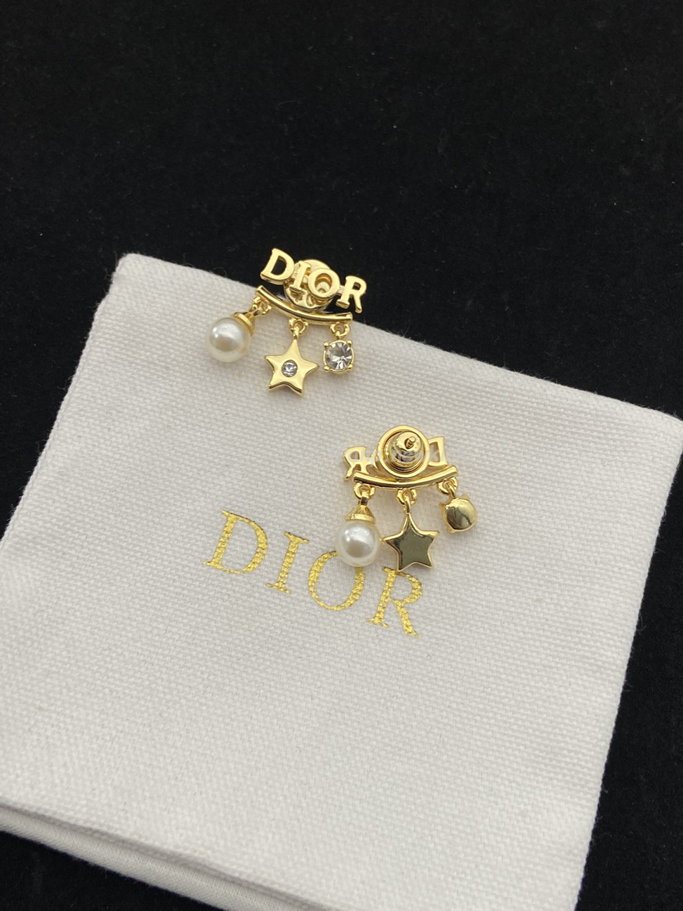 Dior Earrings (9) - www.kitistry.com Dior Earrings (9) - www.kitistry.com
