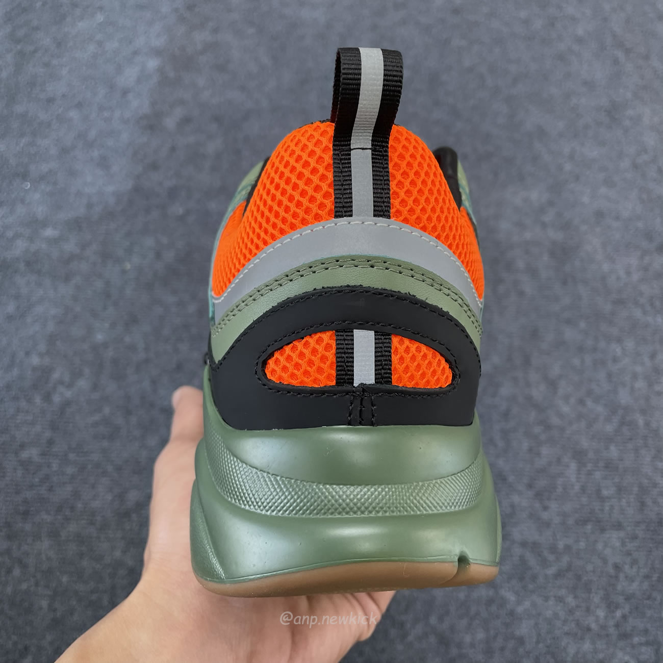 Dior B22 Orange Olive Black 3sn231ykc H663 (8) - www.kitistry.com Dior B22 Orange Olive Black 3sn231ykc H663 (8) - www.kitistry.com