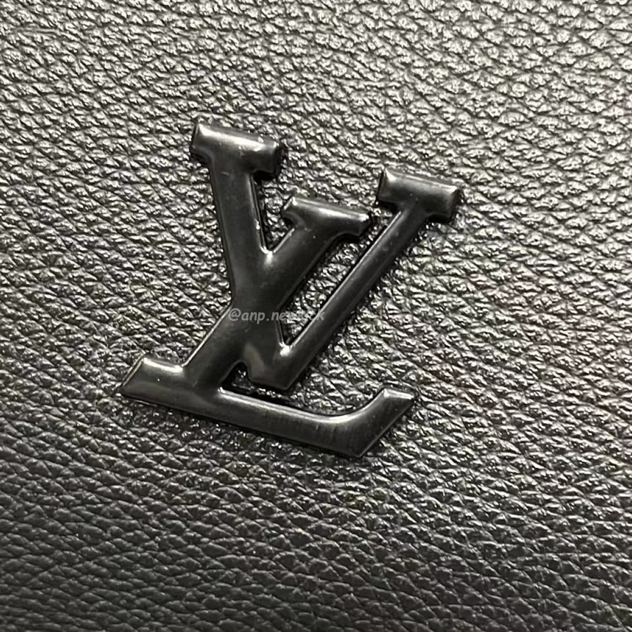 Louis Vuitton Keepall Bandouliere Monogram 50 Navy Duffel Bag (23) - www.kitistry.com Louis Vuitton Keepall Bandouliere Monogram 50 Navy Duffel Bag (23) - www.kitistry.com