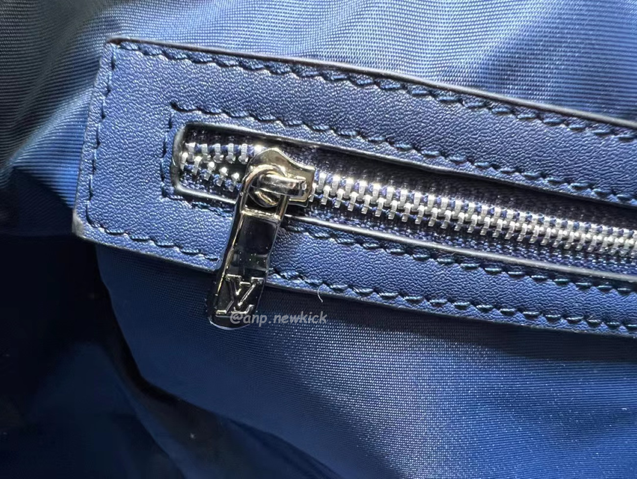 Louis Vuitton Keepall Bandouliere Monogram 50 Navy Duffel Bag (29) - www.kitistry.com Louis Vuitton Keepall Bandouliere Monogram 50 Navy Duffel Bag (29) - www.kitistry.com