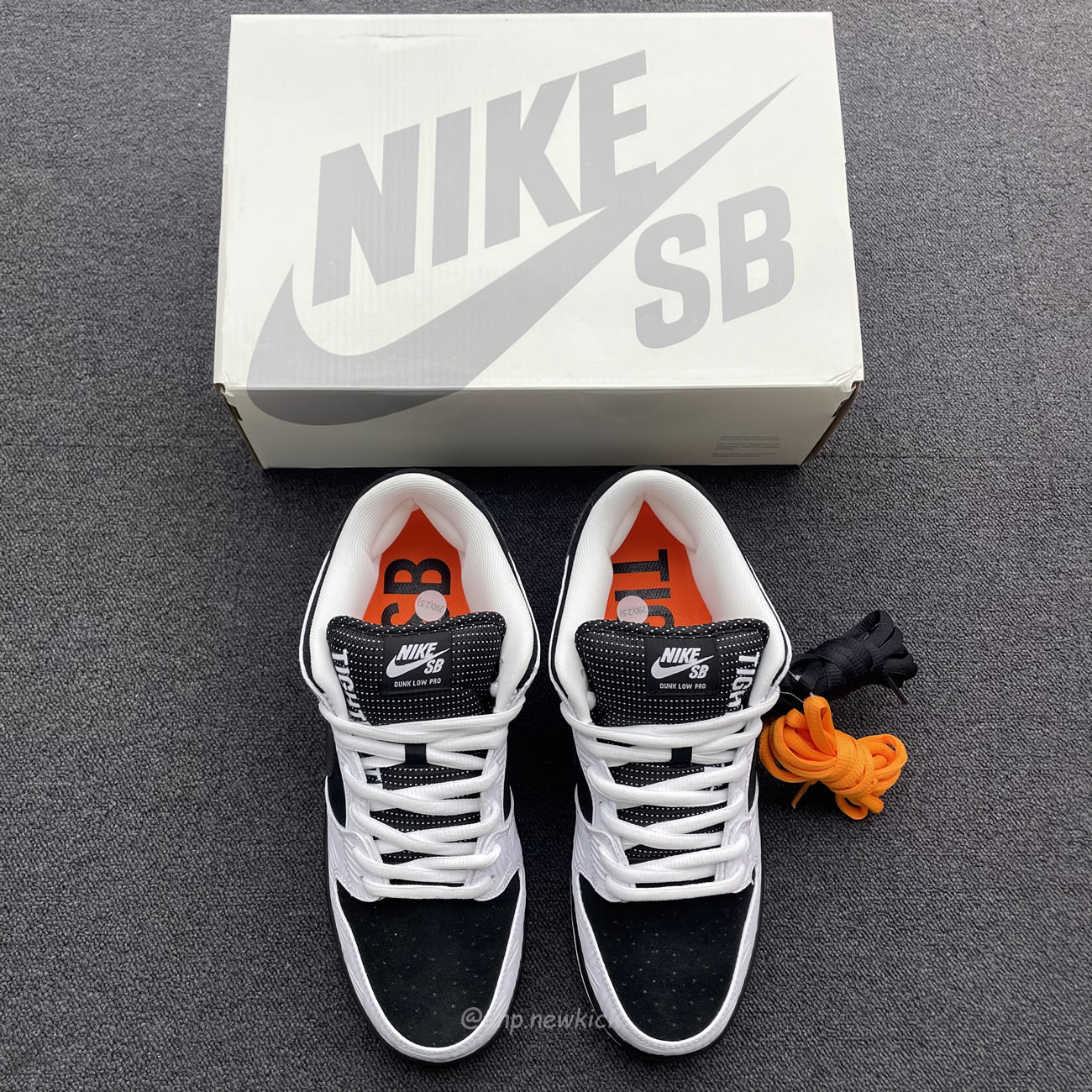 Nike Sb Dunk Low Tightbooth Fd2629 100 (4) - www.kitistry.com Nike Sb Dunk Low Tightbooth Fd2629 100 (4) - www.kitistry.com