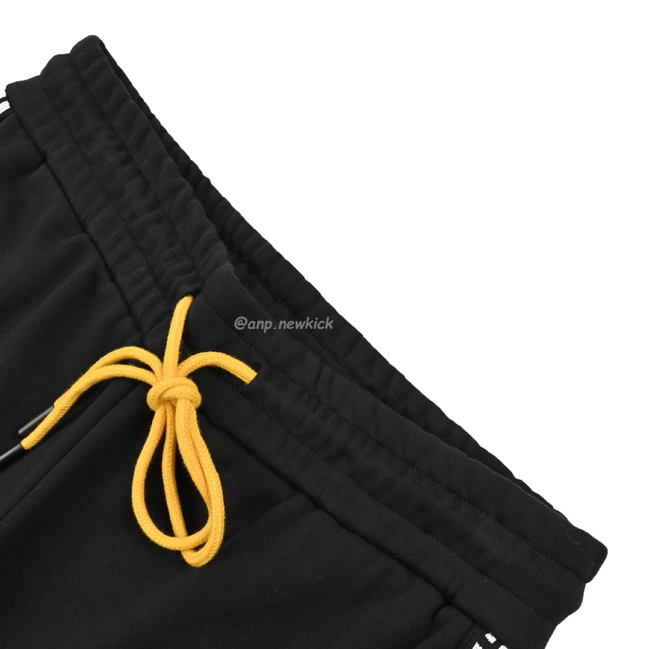 Fendi Old Buddha Little Monster Eye Letter Double F Ribbon Shorts (2) - www.kitistry.com Fendi Old Buddha Little Monster Eye Letter Double F Ribbon Shorts (2) - www.kitistry.com