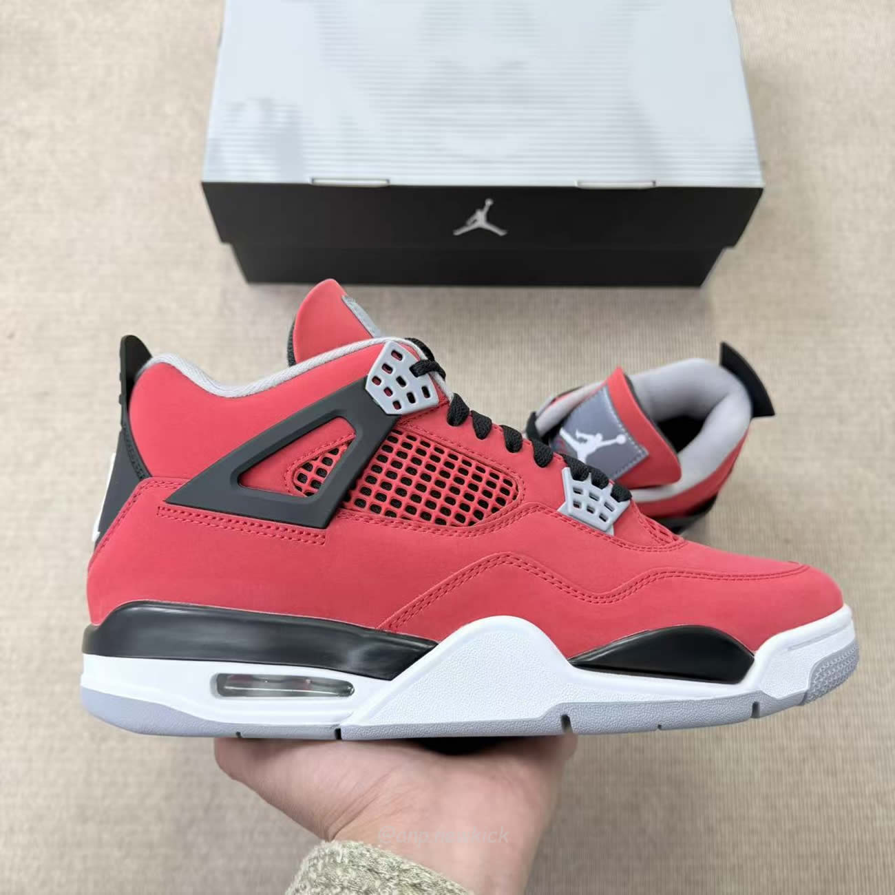 Air Jordan 4 Retro Toro Bravo 2026 Fq8138 600 (9) - www.kitistry.com Air Jordan 4 Retro Toro Bravo 2026 Fq8138 600 (9) - www.kitistry.com