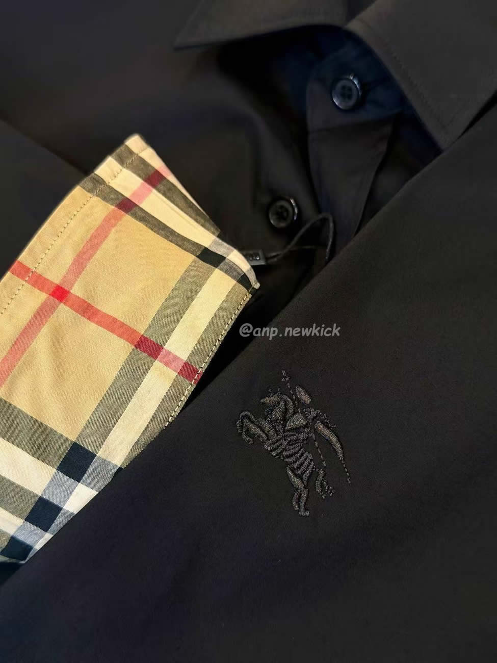 Burberry Slim Fit Monogram Motif Stretch Cotton Poplin Shirt Black White Fw21 80323081 (4) - www.kitistry.com Burberry Slim Fit Monogram Motif Stretch Cotton Poplin Shirt Black White Fw21 80323081 (4) - www.kitistry.com