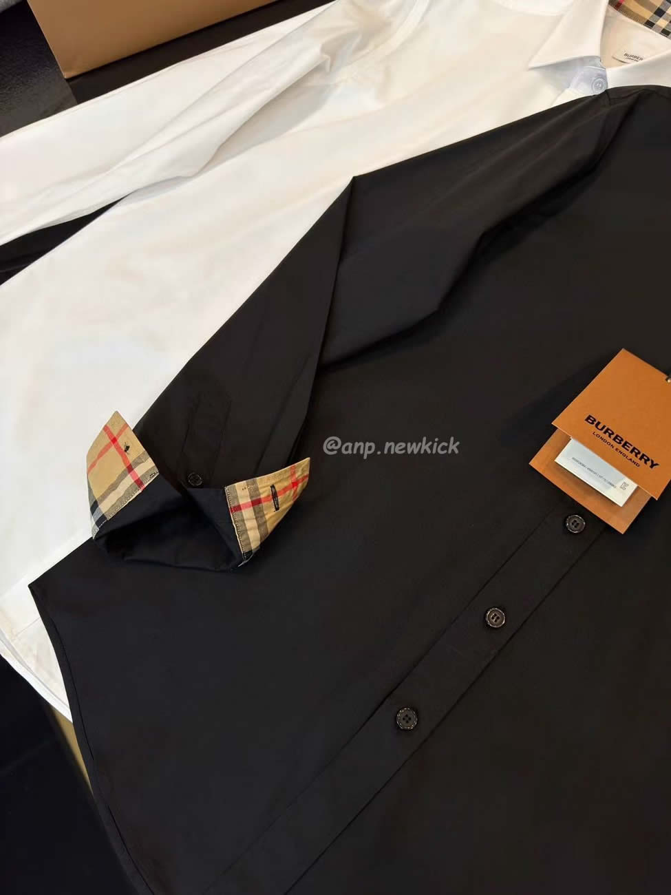 Burberry Slim Fit Monogram Motif Stretch Cotton Poplin Shirt Black White Fw21 80323081 (5) - www.kitistry.com Burberry Slim Fit Monogram Motif Stretch Cotton Poplin Shirt Black White Fw21 80323081 (5) - www.kitistry.com