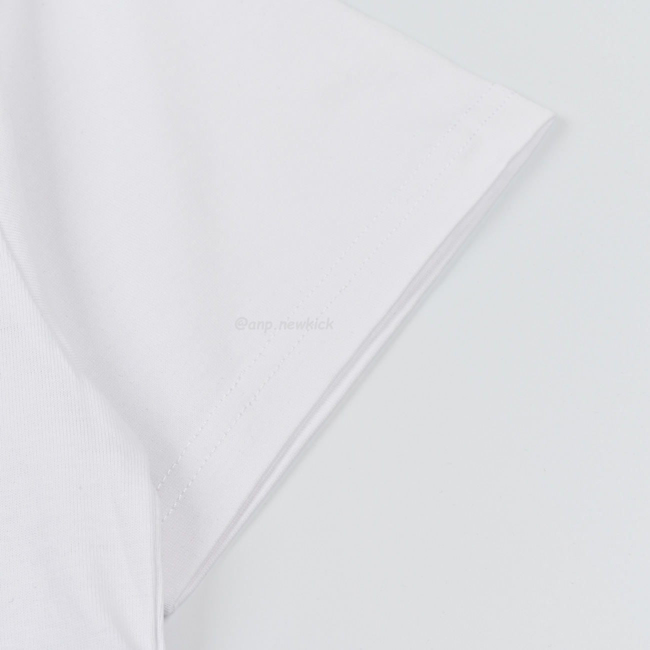 Fendi Pentagonal F Embroidered Flocked Round Neck Short Sleeved T Shirt (10) - www.kitistry.com Fendi Pentagonal F Embroidered Flocked Round Neck Short Sleeved T Shirt (10) - www.kitistry.com