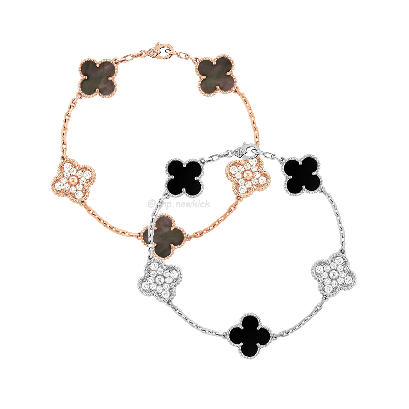 Van Cleef Arpels Vintage Alhambra Four Leaf Clover Gold Bracelet (1) - www.kitistry.com Van Cleef Arpels Vintage Alhambra Four Leaf Clover Gold Bracelet (1) - www.kitistry.com