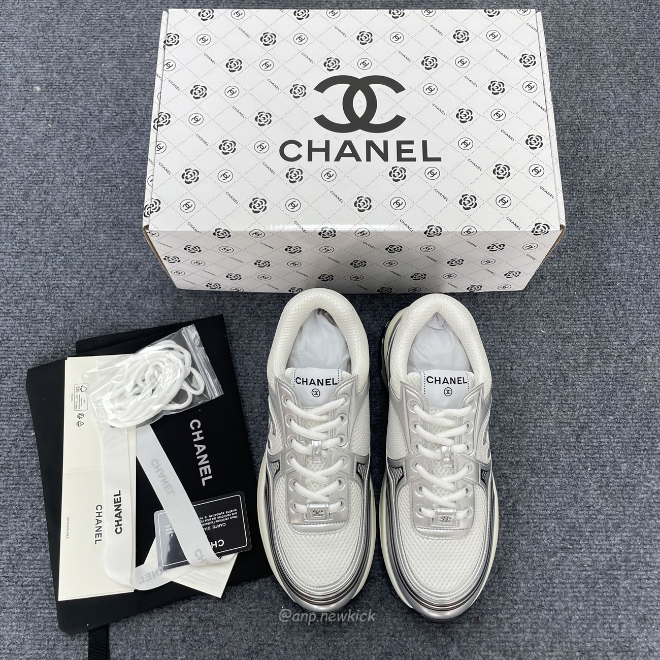 Chanel Cc Runner Silver Laminate G39792 Y56368 K5451 (3) - www.kitistry.com Chanel Cc Runner Silver Laminate G39792 Y56368 K5451 (3) - www.kitistry.com