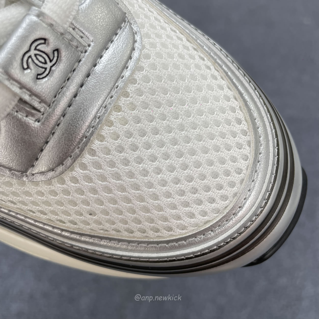 Chanel Cc Runner Silver Laminate G39792 Y56368 K5451 (7) - www.kitistry.com Chanel Cc Runner Silver Laminate G39792 Y56368 K5451 (7) - www.kitistry.com