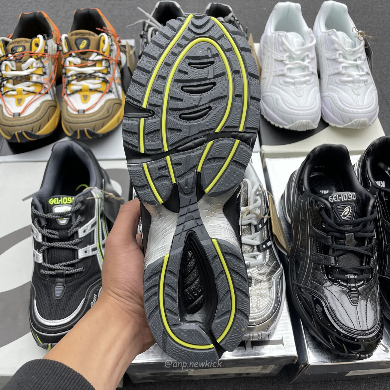 Asics Gel 1090 Black Pure Silver Andersson Bell White Orange (3) - www.kitistry.com Asics Gel 1090 Black Pure Silver Andersson Bell White Orange (3) - www.kitistry.com