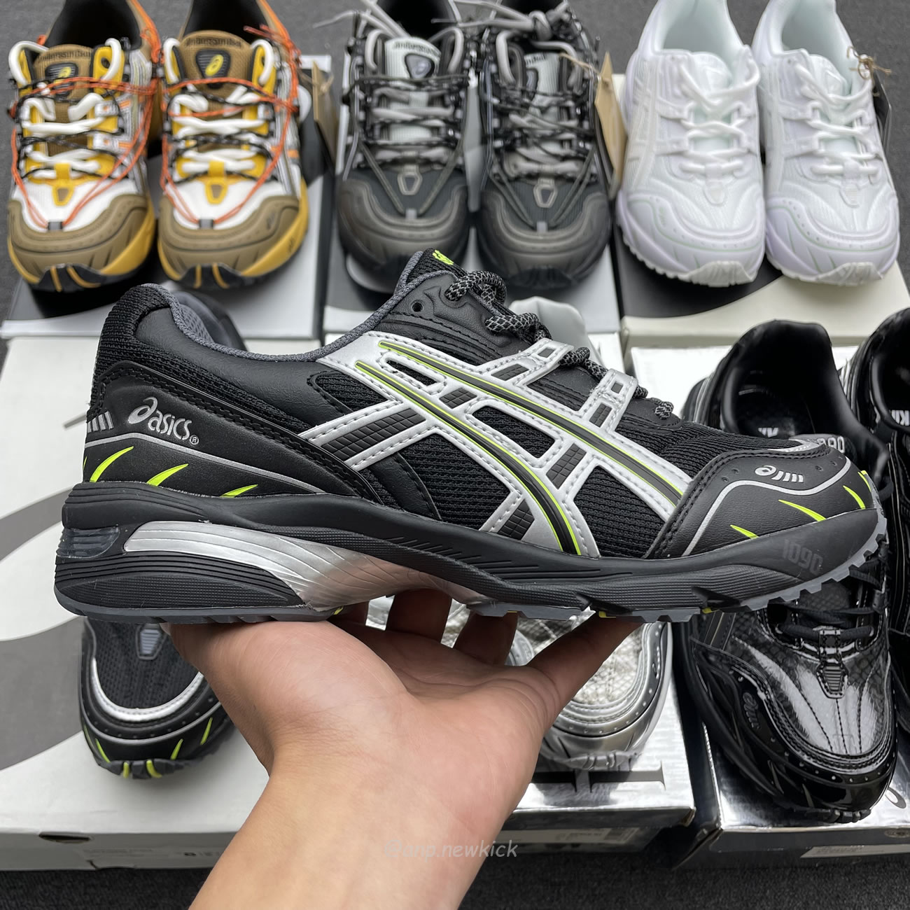 Asics Gel 1090 Black Pure Silver Andersson Bell White Orange (4) - www.kitistry.com Asics Gel 1090 Black Pure Silver Andersson Bell White Orange (4) - www.kitistry.com
