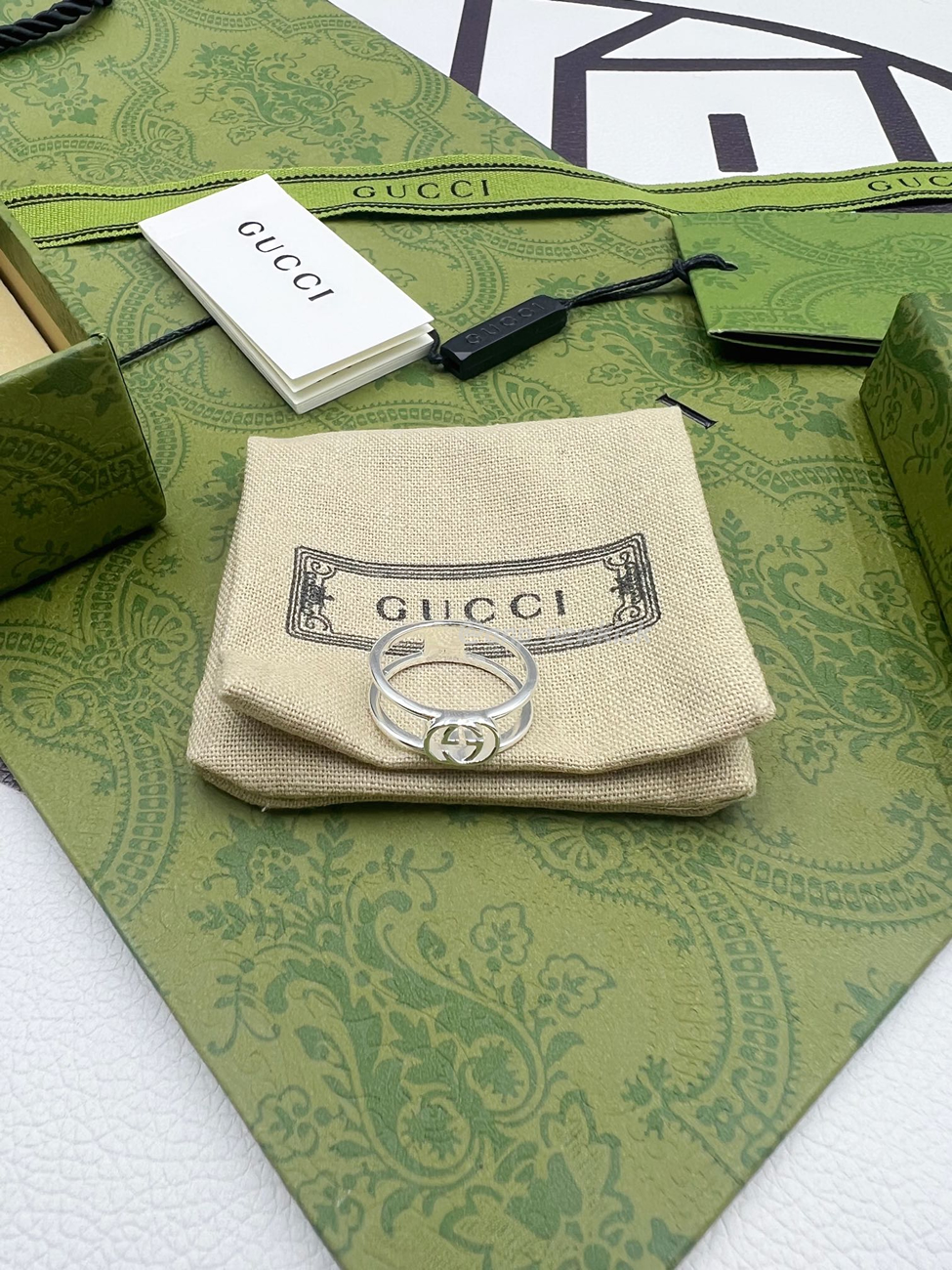 Gucci Interlocking G Ring (5) - www.kitistry.com Gucci Interlocking G Ring (5) - www.kitistry.com