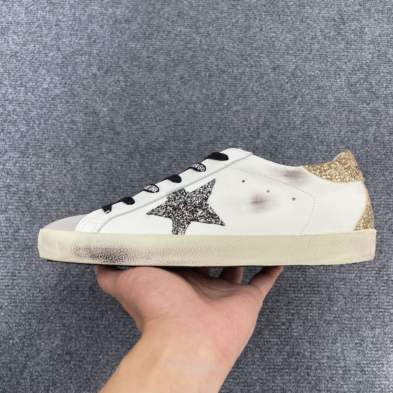 Golden Goose Super Star White Silver Gold Glitter Womens Gwf00102 (3) - www.kitistry.com Golden Goose Super Star White Silver Gold Glitter Womens Gwf00102 (3) - www.kitistry.com