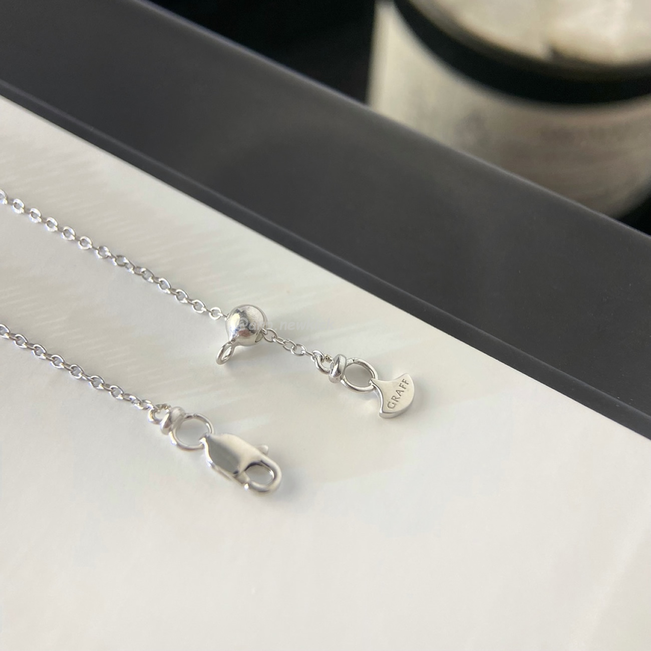 Graff Wild Flower Diamond Pendant (4) - www.kitistry.com Graff Wild Flower Diamond Pendant (4) - www.kitistry.com