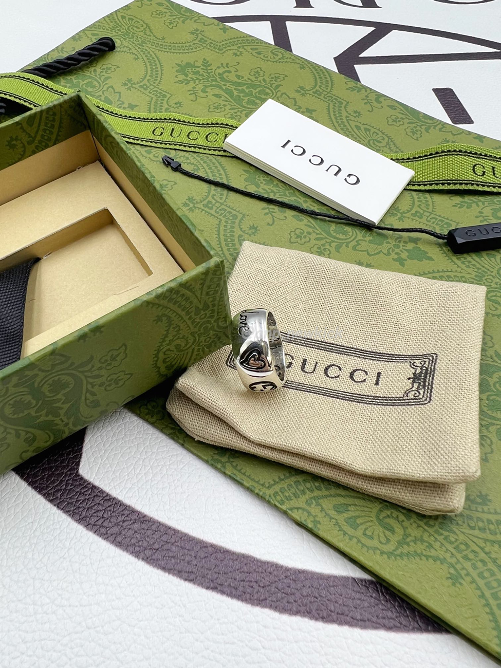 Gucci Blind Fir Love Silver Silvery (2) - www.kitistry.com