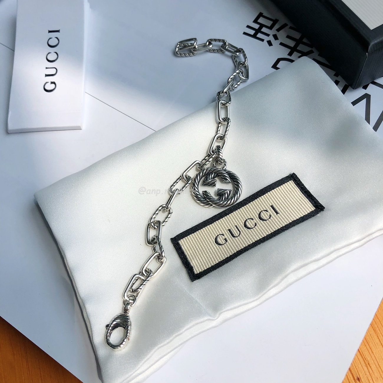 Gucci Silver Interlocking G Bracelet (4) - www.kitistry.com