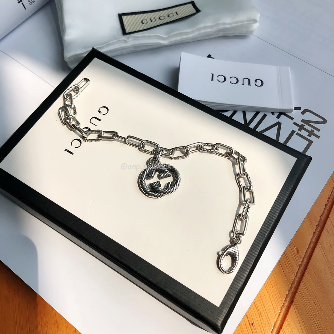 Gucci Silver Interlocking G Bracelet (5) - www.kitistry.com