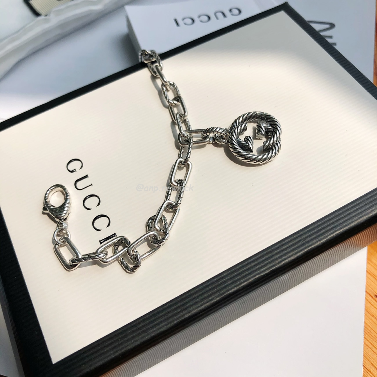 Gucci Silver Interlocking G Bracelet (8) - www.kitistry.com