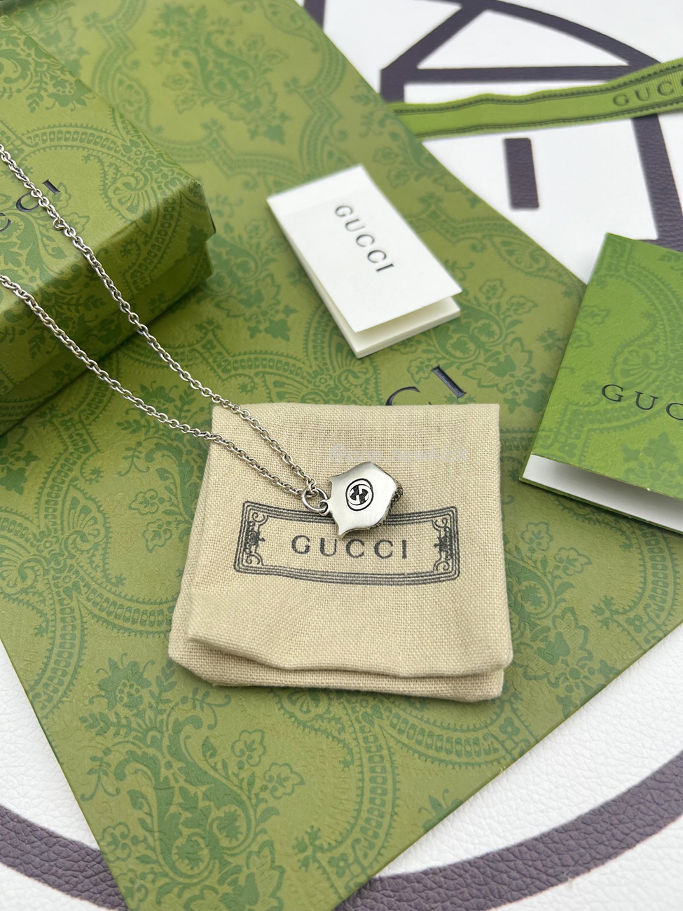Gucci Silver Necklace With Tiger Pendant Silvery (3) - www.kitistry.com