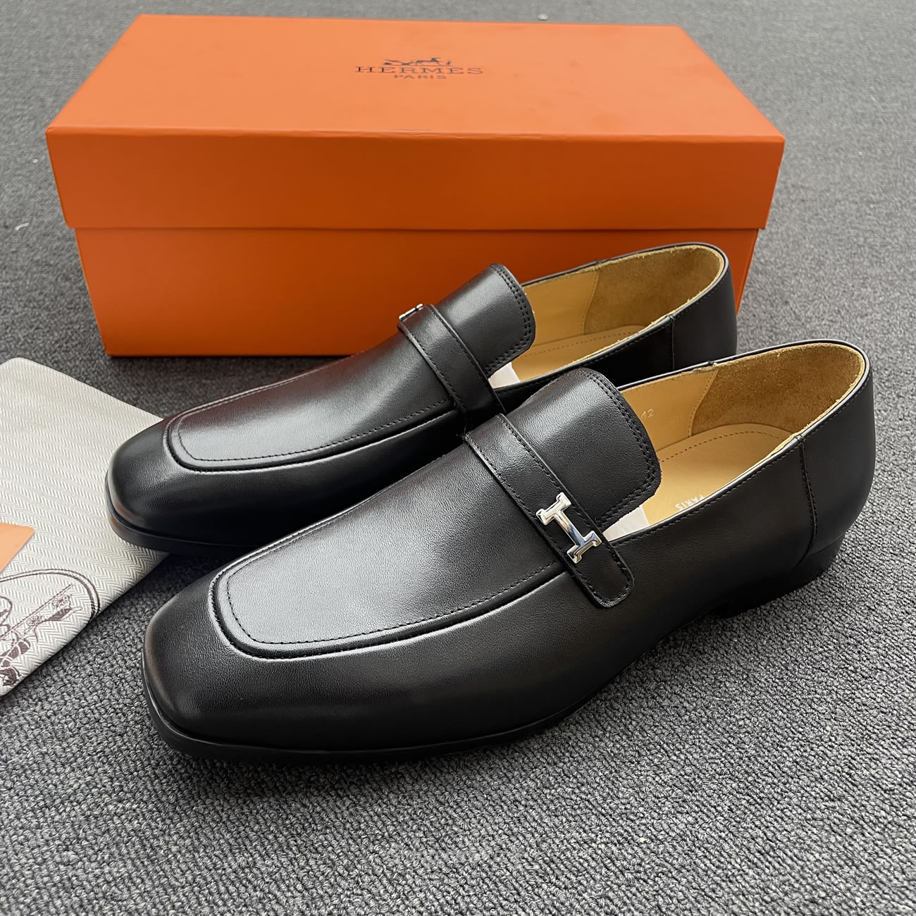 Hermes Goatskin Mens Giovanni Loafer Black (5) - www.kitistry.com Hermes Goatskin Mens Giovanni Loafer Black (5) - www.kitistry.com