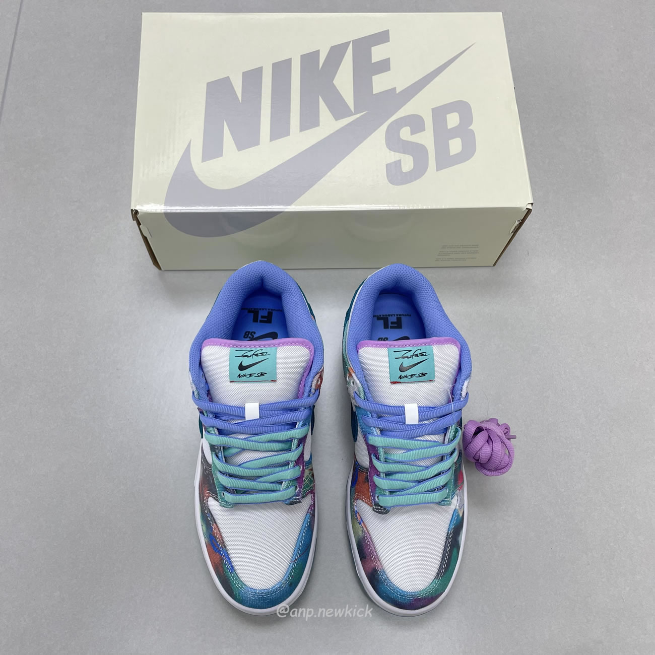 Nike Sb Dunk Low Futura Laboratories Bleached Aqua Hf6061 400 (2) - www.kitistry.com Nike Sb Dunk Low Futura Laboratories Bleached Aqua Hf6061 400 (2) - www.kitistry.com
