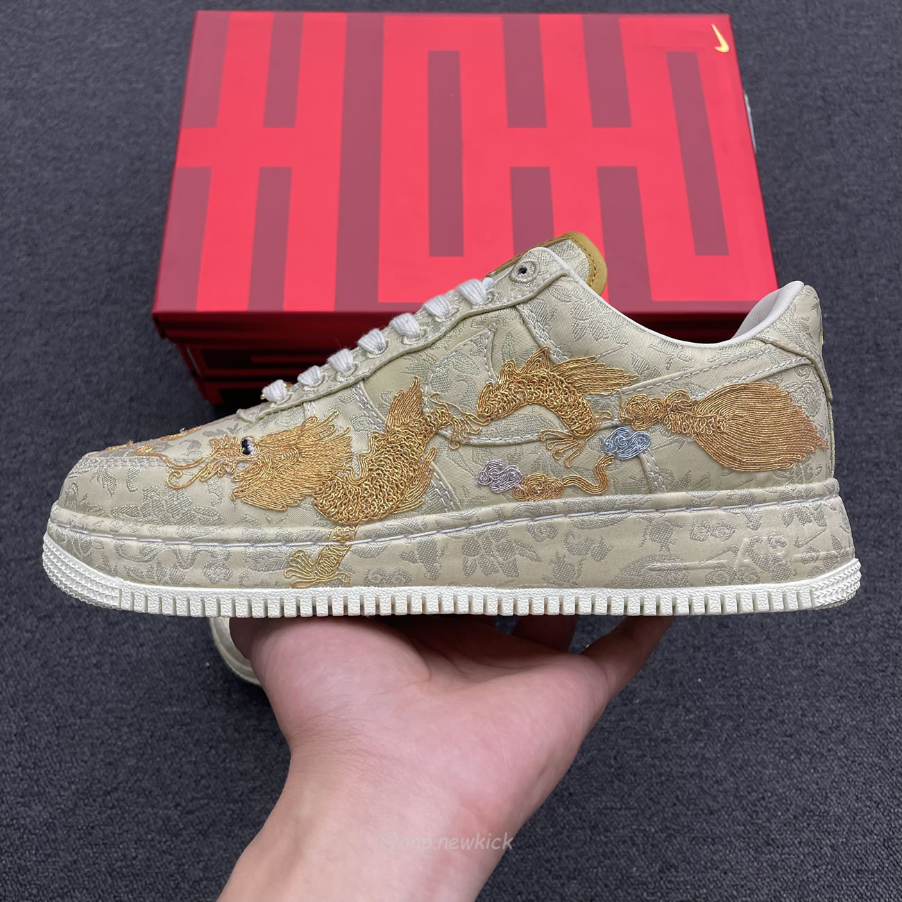 Nike Air Force 1 Low 07 Year Of The Dragon 2024 Hj4285 777 (2) - www.kitistry.com Nike Air Force 1 Low 07 Year Of The Dragon 2024 Hj4285 777 (2) - www.kitistry.com