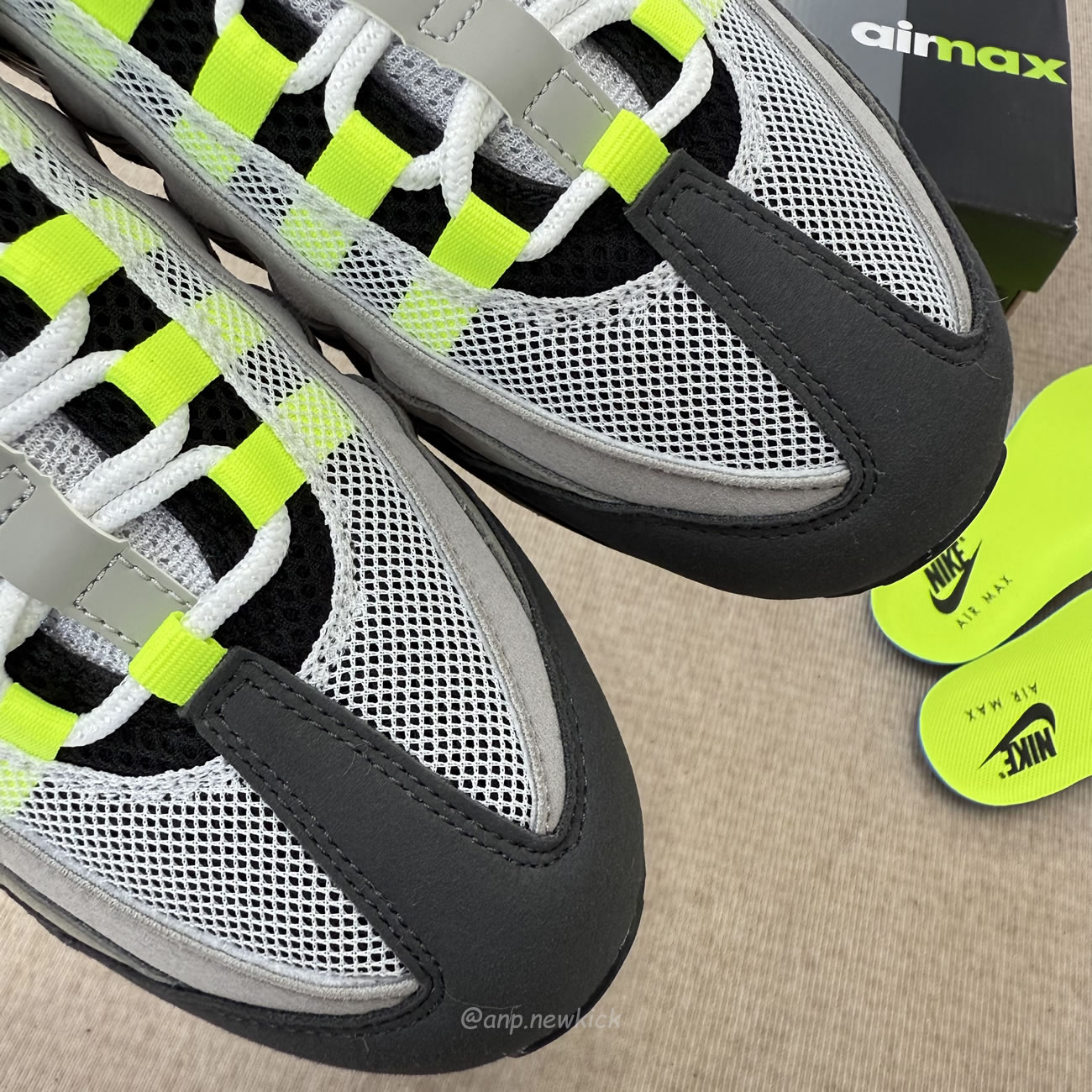 Nike Air Max 95 Og Big Bubble Neon 2025 Hm4740 001 (4) - www.kitistry.com Nike Air Max 95 Og Big Bubble Neon 2025 Hm4740 001 (4) - www.kitistry.com