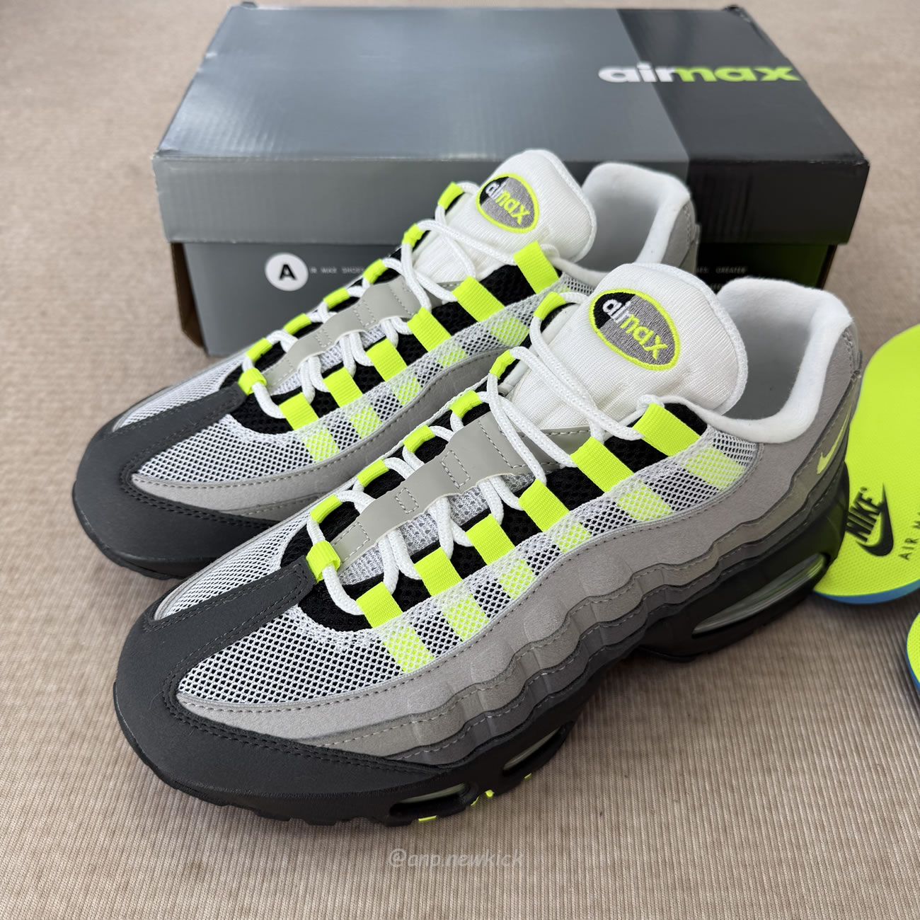 Nike Air Max 95 Og Big Bubble Neon 2025 Hm4740 001 (5) - www.kitistry.com Nike Air Max 95 Og Big Bubble Neon 2025 Hm4740 001 (5) - www.kitistry.com