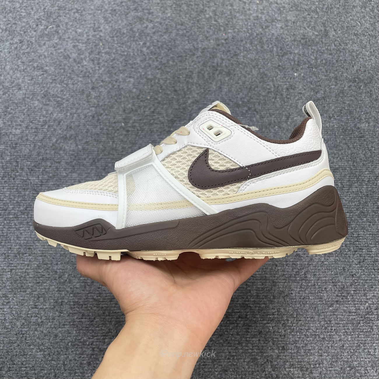 Nike Zoom Field Jaxx Travis Scott Light Chocolate Hq3073 100 (5) - www.kitistry.com Nike Zoom Field Jaxx Travis Scott Light Chocolate Hq3073 100 (5) - www.kitistry.com