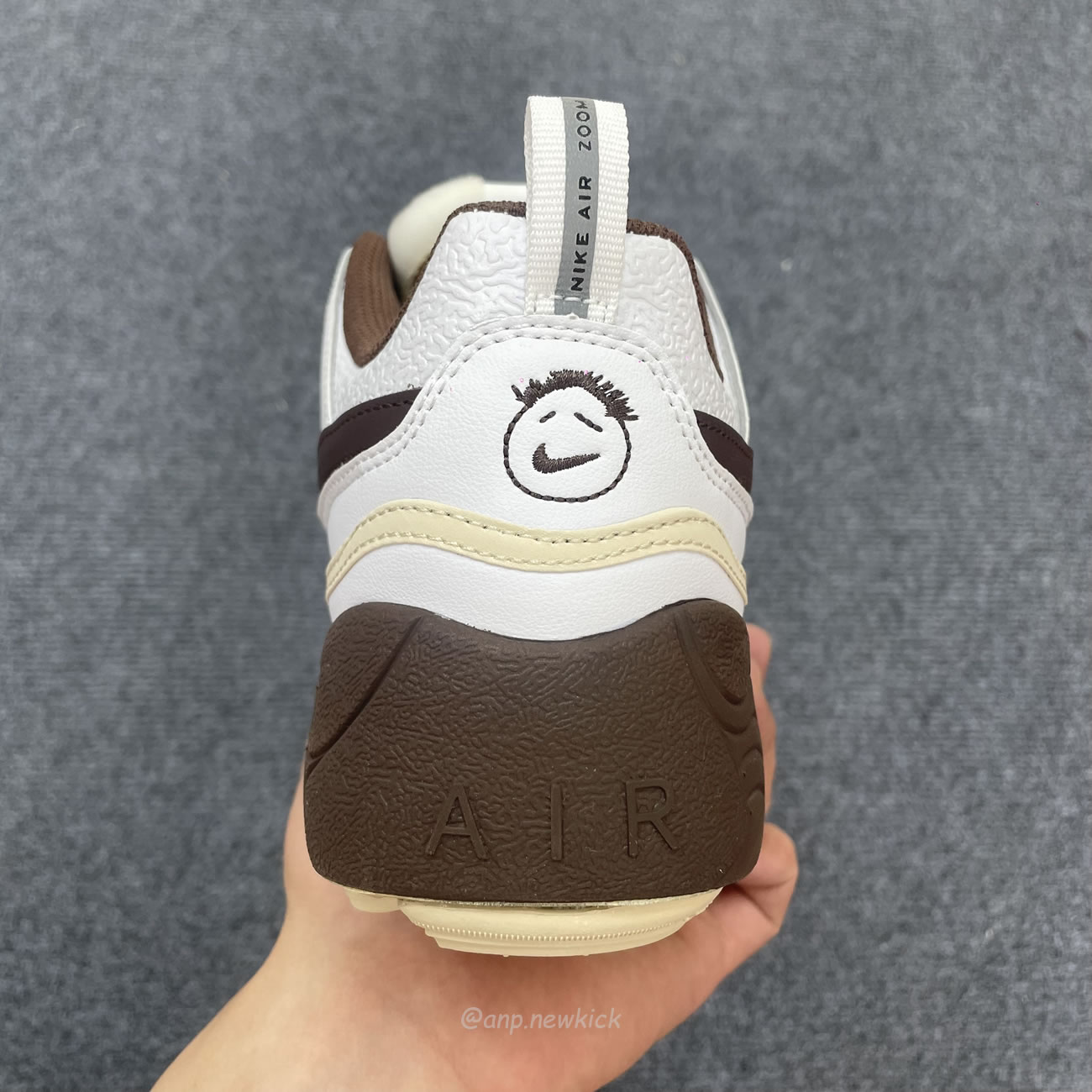 Nike Zoom Field Jaxx Travis Scott Light Chocolate Hq3073 100 (7) - www.kitistry.com Nike Zoom Field Jaxx Travis Scott Light Chocolate Hq3073 100 (7) - www.kitistry.com