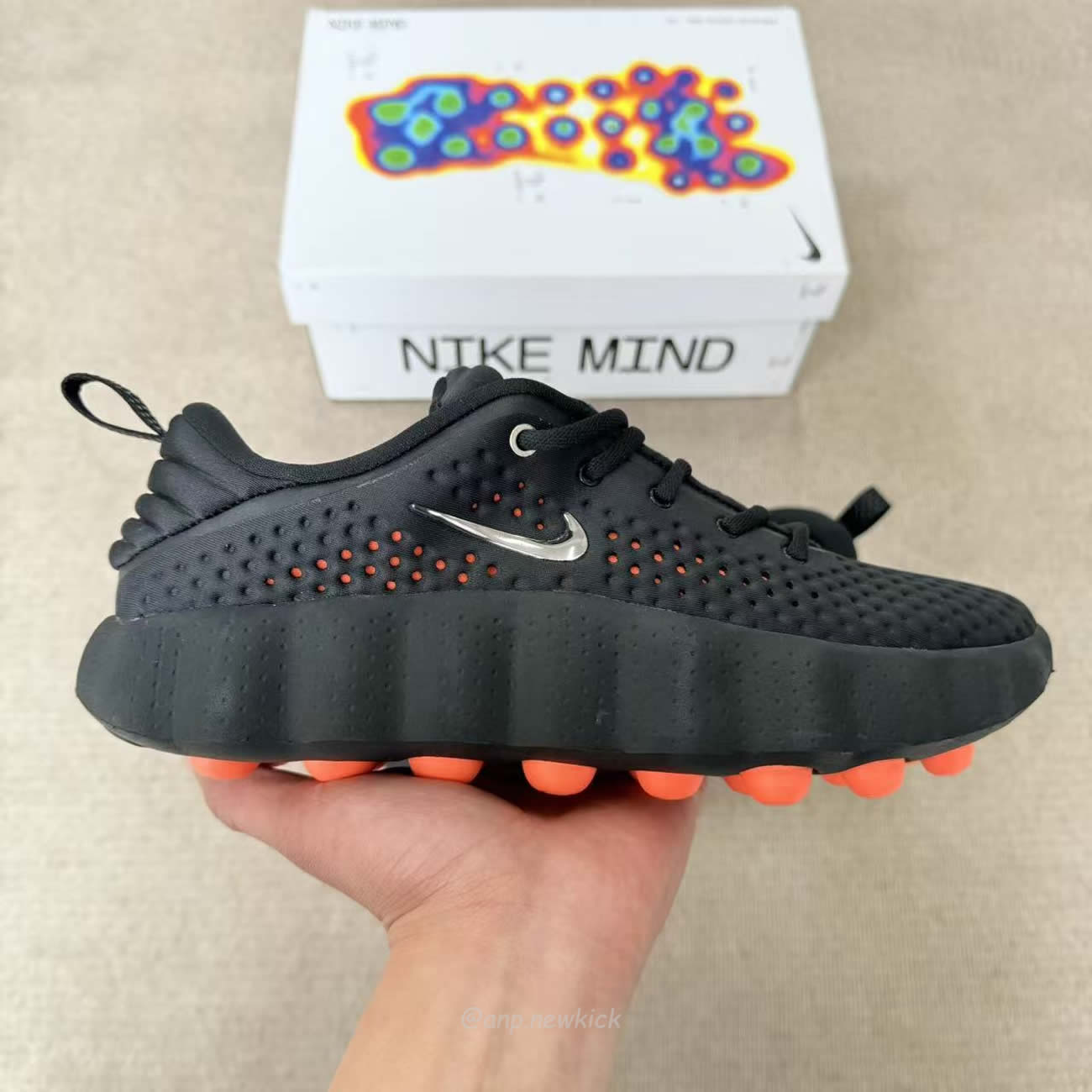 Nike Mind 002 Black Chrome Light Smoke Grey Womens Hq4310 001 (8) - www.kitistry.com