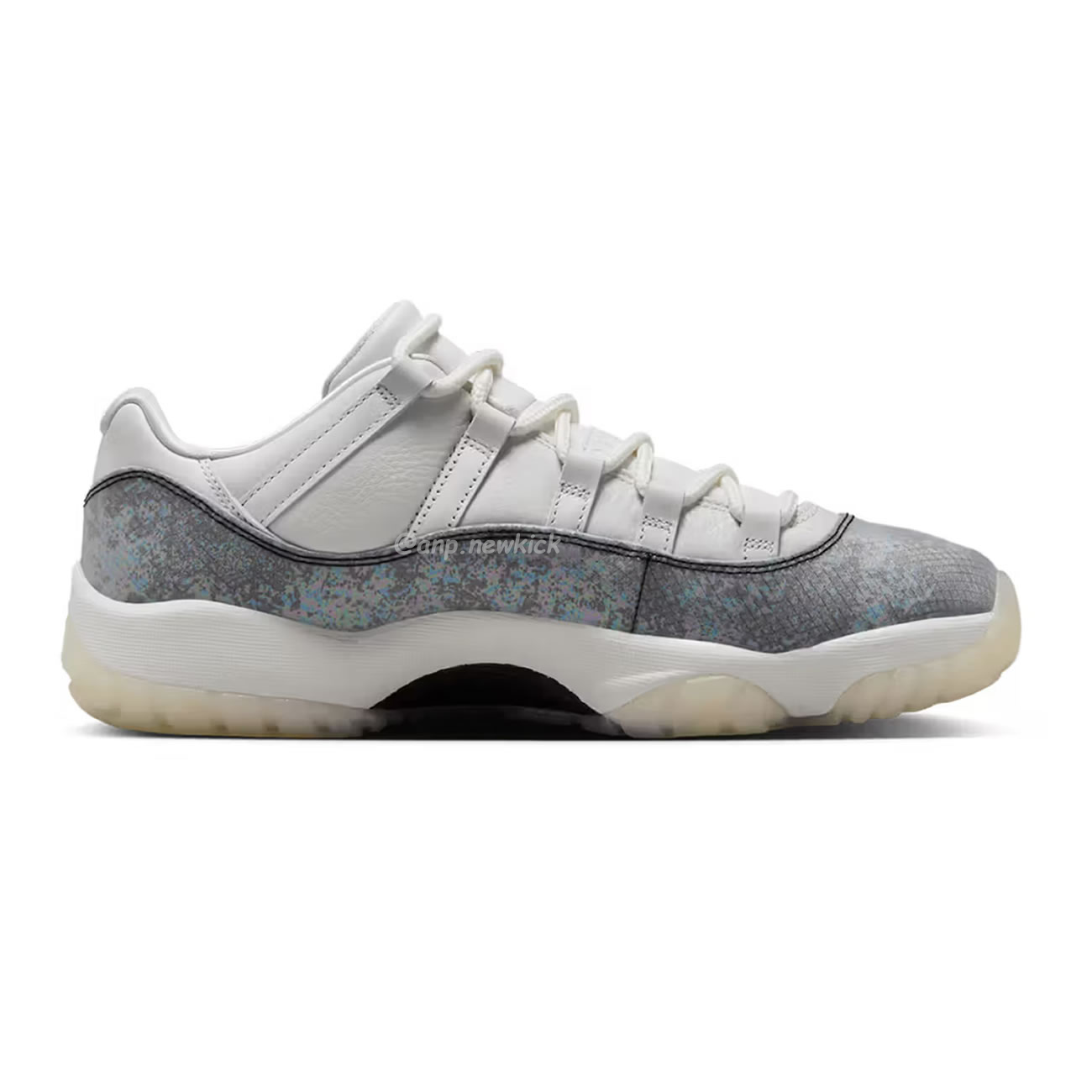 Air Jordan 11 Retro Low Year Of The Snake Hq7000 001 (8) - www.kitistry.com Air Jordan 11 Retro Low Year Of The Snake Hq7000 001 (8) - www.kitistry.com