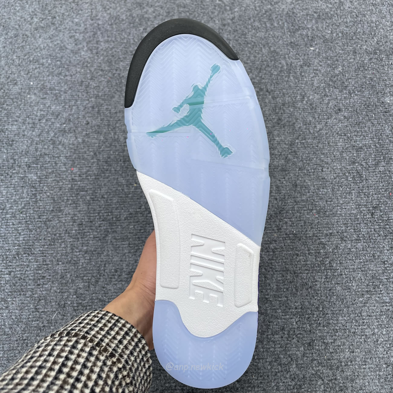 Air Jordan 5 Retro Grape 2025 Hq7978 100 (9) - www.kitistry.com