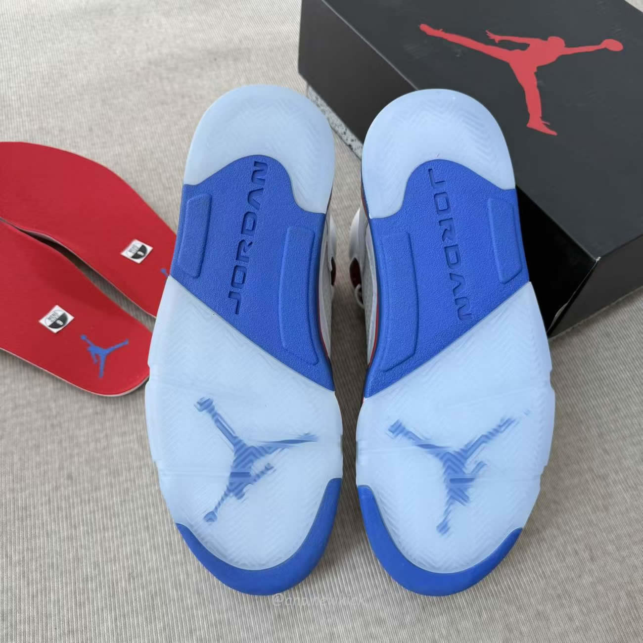 Air Jordan 5 Retro White Blue Red Hq7978 102 (8) - www.kitistry.com Air Jordan 5 Retro White Blue Red Hq7978 102 (8) - www.kitistry.com